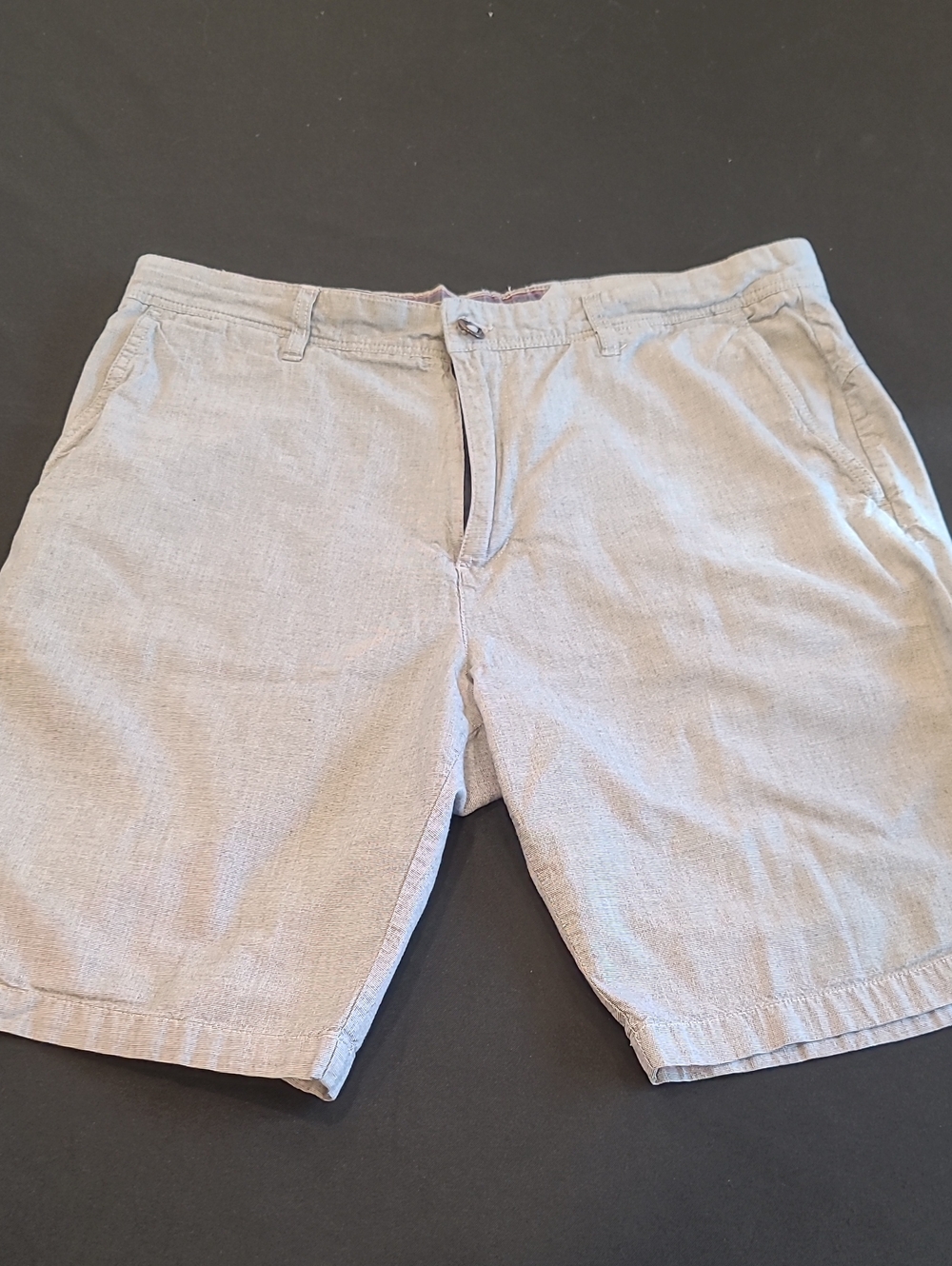 Volcom men's chino shorts 36